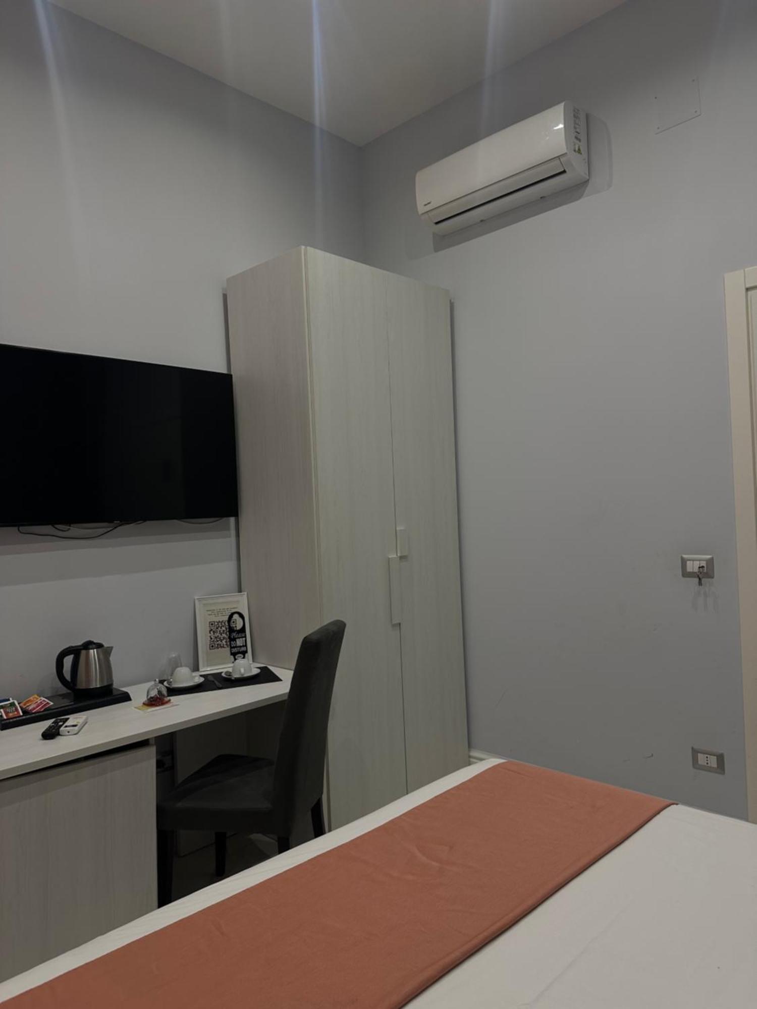 Luxury 2.0 Bed & Breakfast Napoli Bagian luar foto